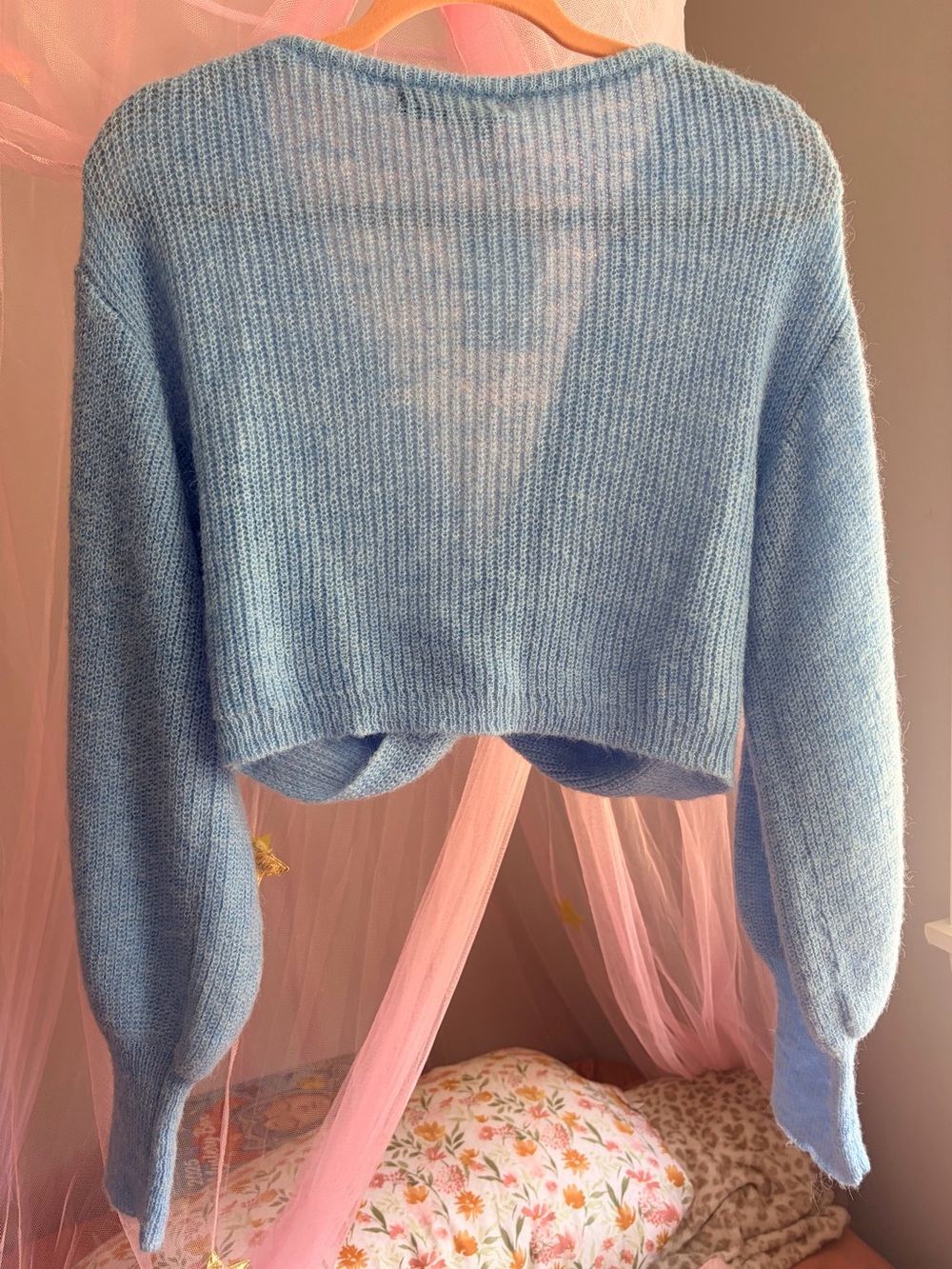 Olivaceous Baby Blue Twist Front Cropped Top | Large | NWT | Fuzzy Knit Crop - Picture 8 of 10